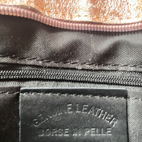 ❤️ Genuine Italian Leather Shimmery Rose Gold Purse - Picture 3 of 6